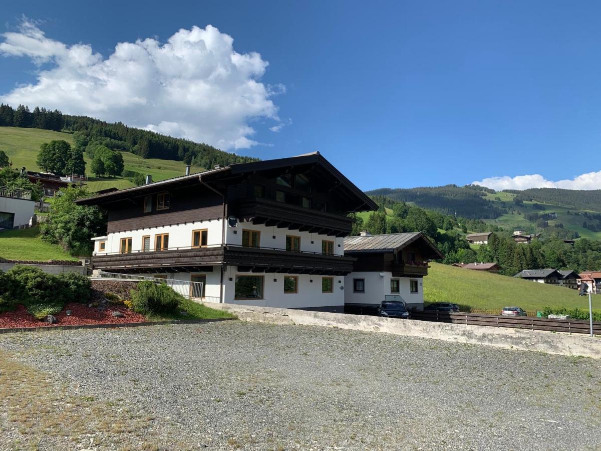 Glemm Lodge Apartments - Joker Card Im Sommer Inklusive Saalbach-Hinterglemm Esterno foto